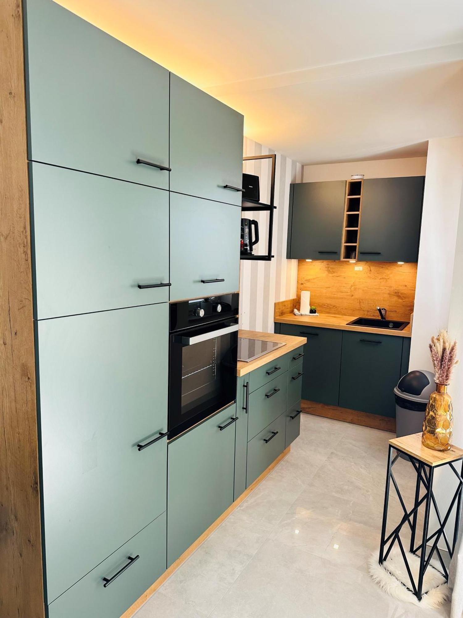Fewo Sky21 * Langen Exklusives Appartment Vollausstattung / Zentrale Lage *Neu* Dış mekan fotoğraf