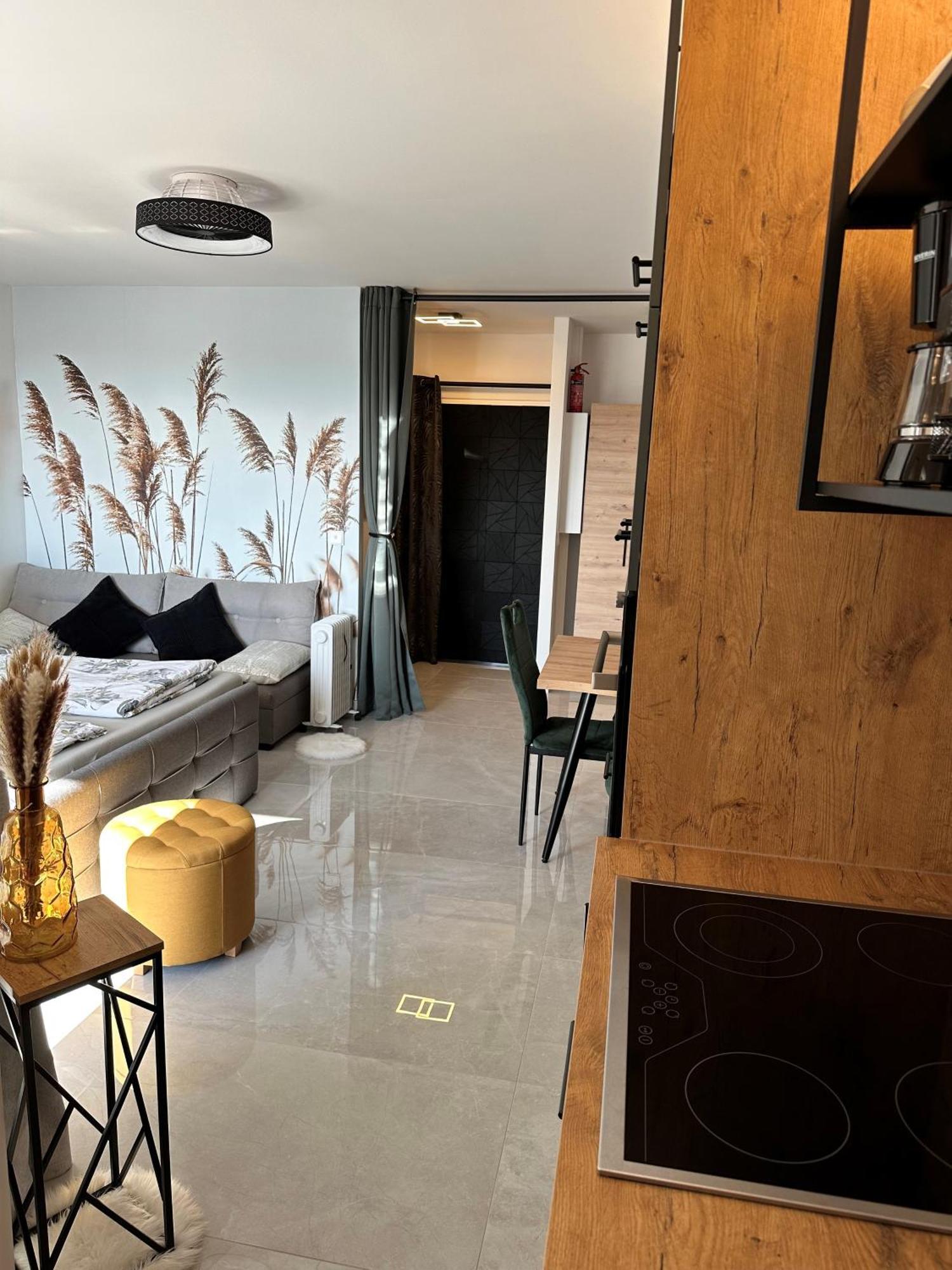 Fewo Sky21 * Langen Exklusives Appartment Vollausstattung / Zentrale Lage *Neu* Dış mekan fotoğraf